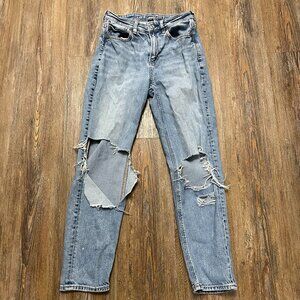 American Eagle Distressed Jeans -Women Size 4 Regular (27x28) - Mom Jeans
